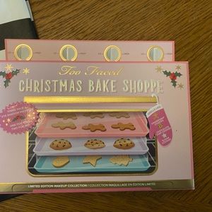 Sephora - Christmas Bake Shop makeup